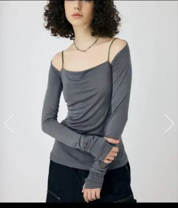 MOUSSY 스퀘어 넥 개더 상의