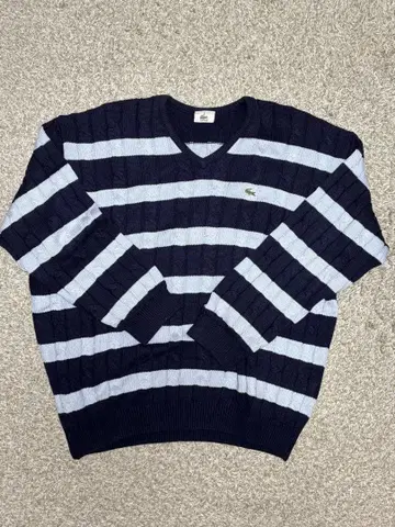 LACOSTE V넥 니트 스웨터 스트라이프