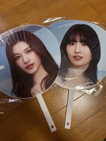 Twice 사나 허벅지 ready to be special 부채