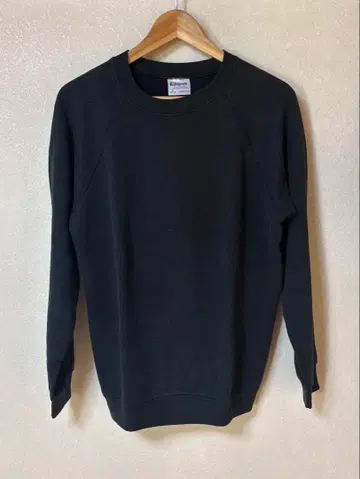 Hanes 80s 무지 맨투맨 블랙