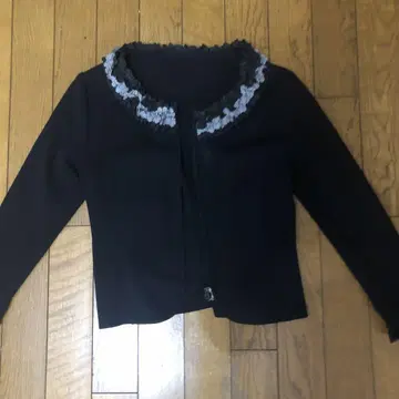 프릴 노카라 자켓 블랙