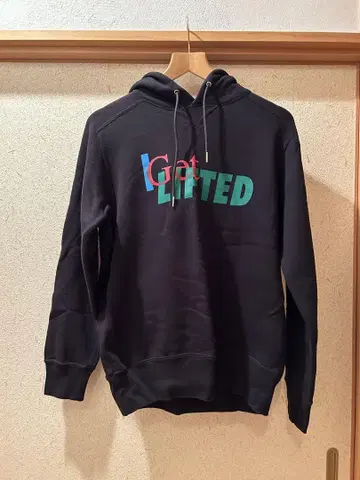 sacai I Get Lifted 후드티 블랙