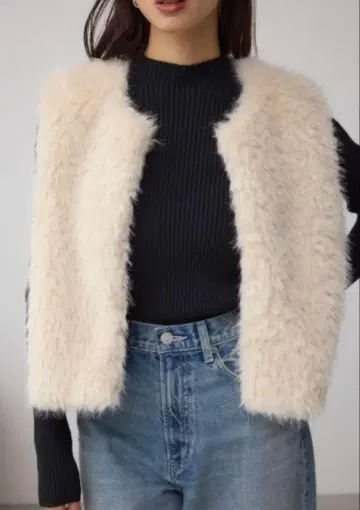 AZUL BY MOUSSY, 아줄바이마우지 인조 모피 베스트