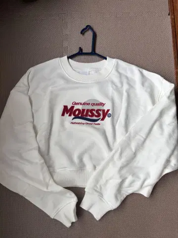 Moussy 크롭 맨투맨 화이트