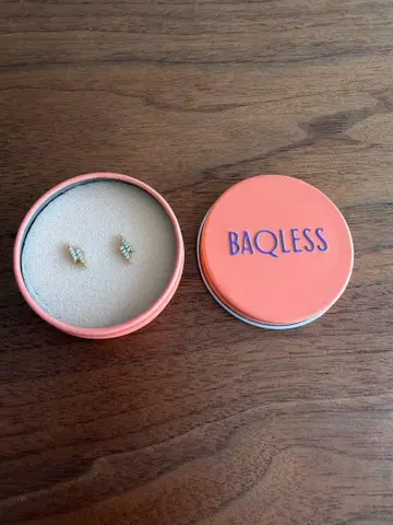 팩리스 Baqless 귀걸이