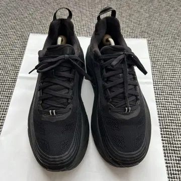 HOKA ONE ONE(호카오네오네) BONDI 6 본다이 6 스니커즈
