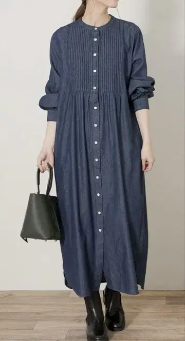 어반 리서치 서니 라벨 [새상품급] 핀턱 요크 데님 원피스
