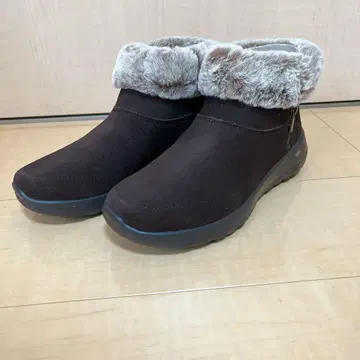 스케쳐스 부츠 브라운 25cm