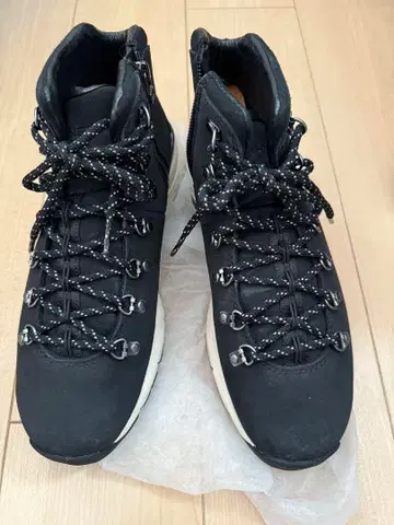 SOPHNET x Danner 마운틴 부츠