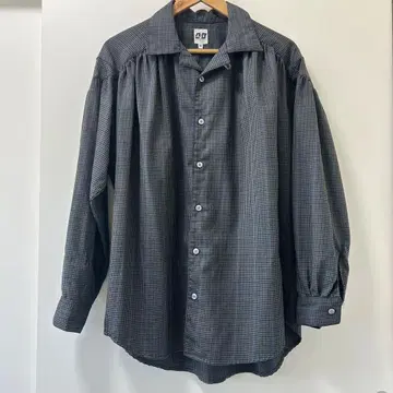 AIE 체크 무늬 긴팔 셔츠 M 사이즈