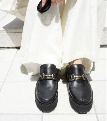 새상품 Deuxieme Classe 카미난도 BIT SLIPPER