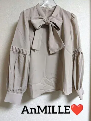 새상품 AnMILLE 리본 블라우스
