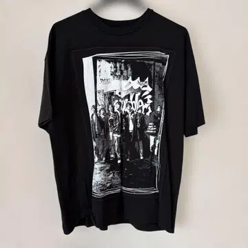 WEST. Wtrouble 굿즈 3