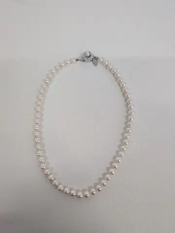 화이트 펄 목걸이
