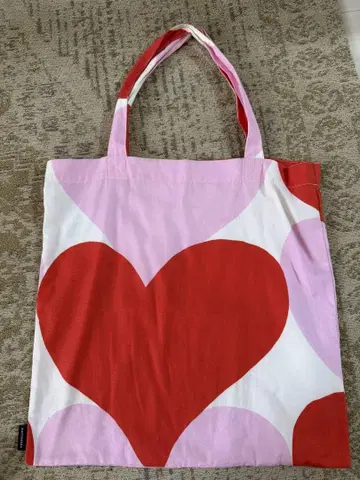 marimekko 하트 무늬 토트백 거의 미사용