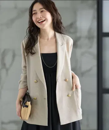 새상품 La boutique BonBon 메쉬 메탈 버튼 라이트 자켓