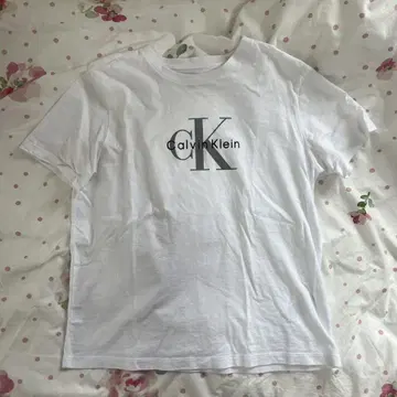Calvin Klein Jeans 티셔츠