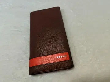 새상품급 BALLY 장지갑 브라운