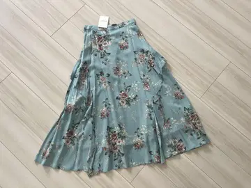 질스튜어트 플레어 스커트 플라워 꽃무늬 사이드프릴