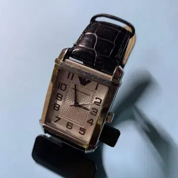 Emporio Armani 손목시계 엠포리오 아르마니 배터리 방전