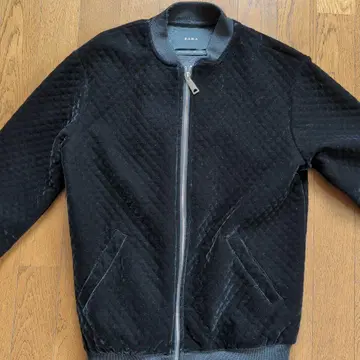 ZARA 블랙 퀼팅 자켓 S