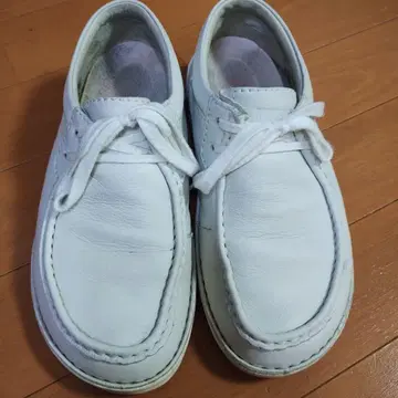 버켄스탁 36 23cm 파사데나 화이트 컬러