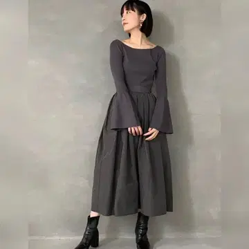 러그나무 문 도킹 타프타 니트 원피스