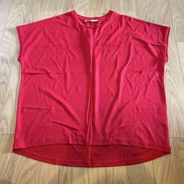 Maglia Plus 레드 반팔 T셔츠