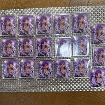 앙스타 아도니스 코롯타 아니카페