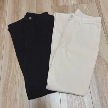UNIQLO 브라운과 아이보리 2개 세트 히트텍