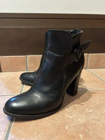 프로젝트 레더 하이힐 앵클부츠 버클 포함