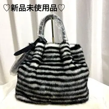 [미사용 새상품] 스트라이프 퍼풍 핸드백