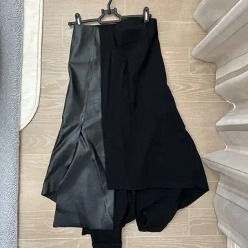 블랙 가죽 콤비 롱 스커트