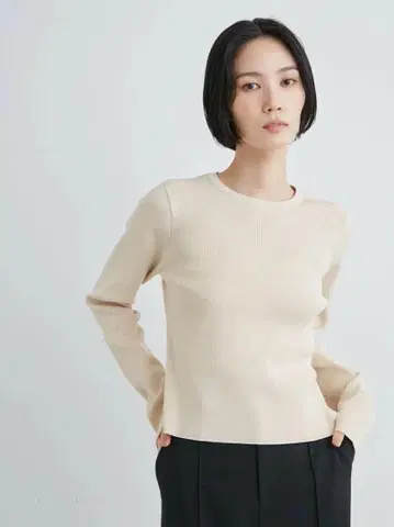 새상품급 MIESROHE 리브 오가닉 쿨 니트 베이지 프리