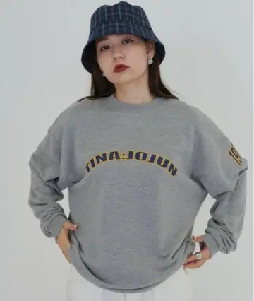 tina:jojun 그레이 로고 트레이닝복