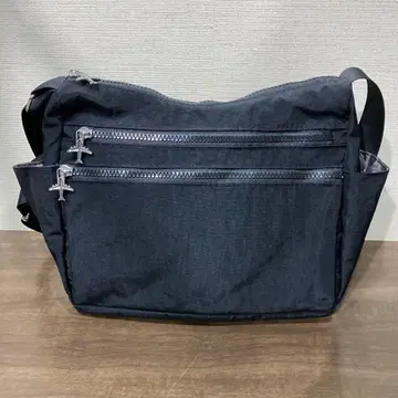 [ 새상품급 ] 한큐 교통사가 생각한 여행에 유용한 숄더백