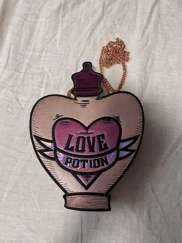 Love potion cross body bag -Harry Potter