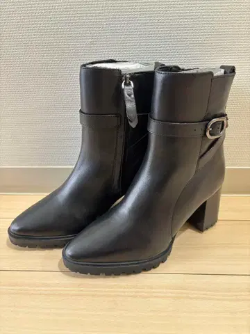 massimo dutti 속기모 부츠 사이드 지그