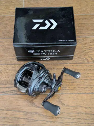 DAIWA 20 TATULA SV TW 103H (우회전 핸들)