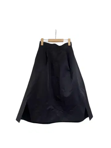 새상품 BERARDI 입체 롱 스커트 블랙 사이즈 40 베디