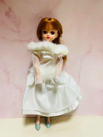 리카짱 인형 본체 오프숄더 드레스 당시 물품 레어