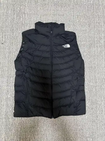 THE NORTH FACE 블랙 다운 베스트