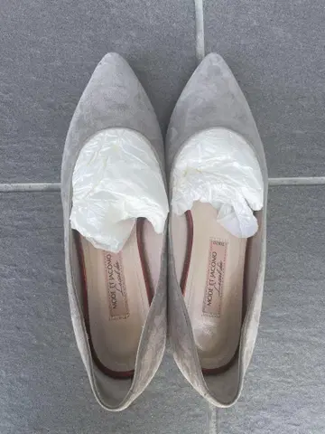 [ MODE ET JACOMO ] 그레이 스웨이드 펌프스 23.5cm