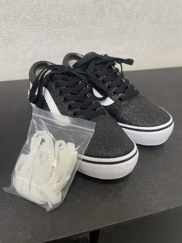Vans 글리터 블랙 스니커즈 23cm