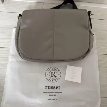 [미사용 새상품] russet 플랩 숄더s 그레이