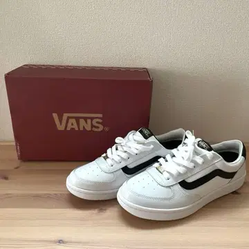 미사용 새상품 VANS 스니커즈 26cm