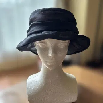 카츠라 유미 새상품급 블랙 메쉬 버킷햇