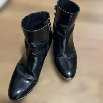 블랙 부츠 사이드 지퍼 부착 jonak