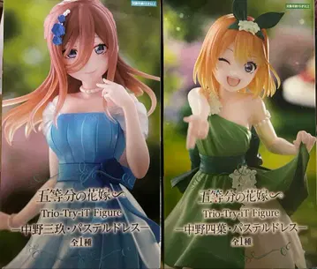 5등분의 신부 피규어 2체 세트 미쿠 네잎