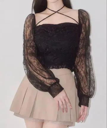 YILON FLEUR LACE BLOUSE